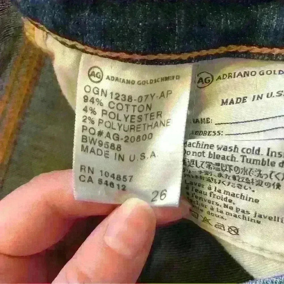 Ag Adriano Goldschmied Malibu Dark Wash Bermuda Length Short Size 26 - Picture 4 of 5